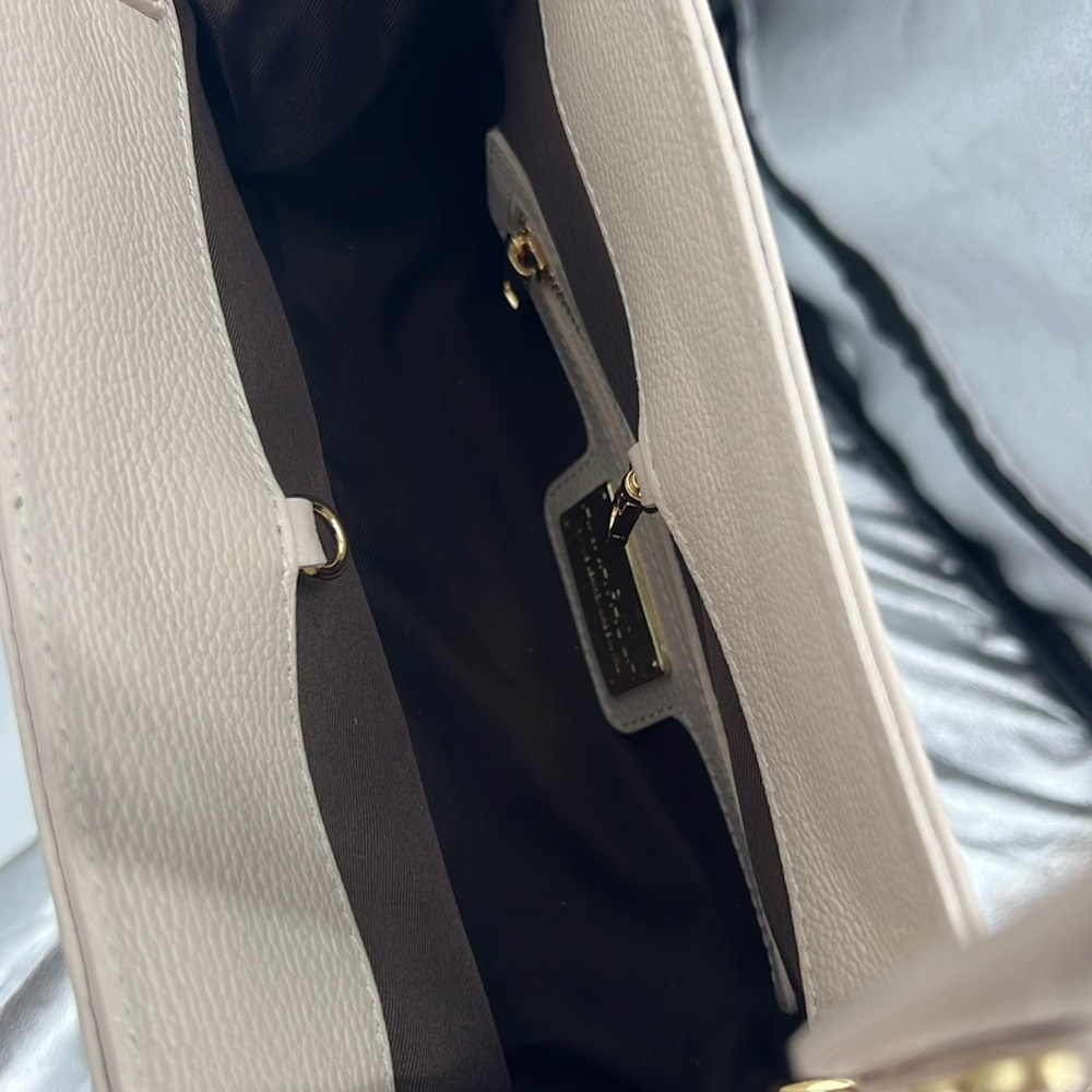 Anna Paola Made In Italy Leather Clutch Crossbody With Side Suede Panels - Picture 8 of 10